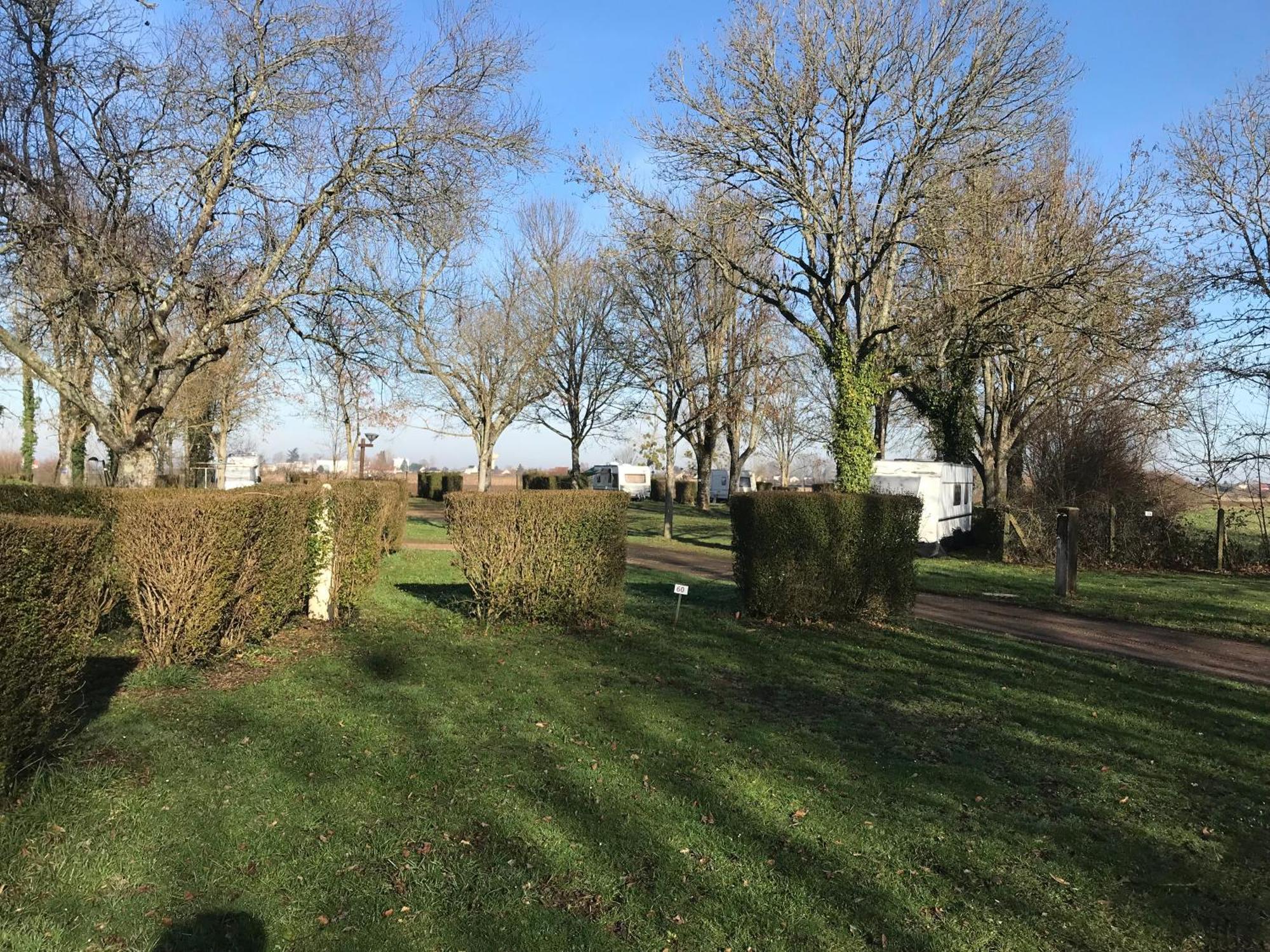 Camping Les Herlequins Losne Exterior photo